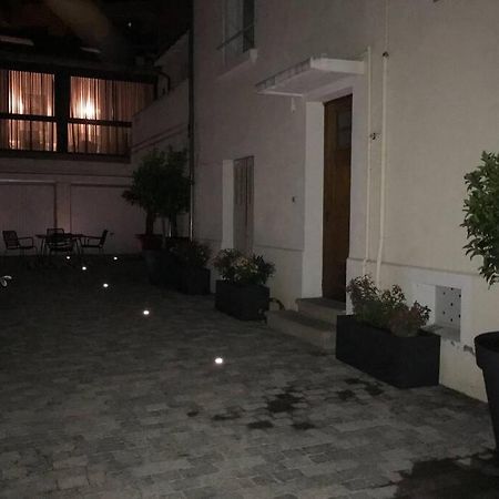 Rare Petit Cocon F1 Calme Possibilite Jacuzzi Hammam En Sus Apartment Chamalières Exterior foto