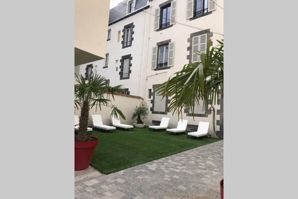 Rare Petit Cocon F1 Calme Possibilite Jacuzzi Hammam En Sus Apartment Chamalières Exterior foto